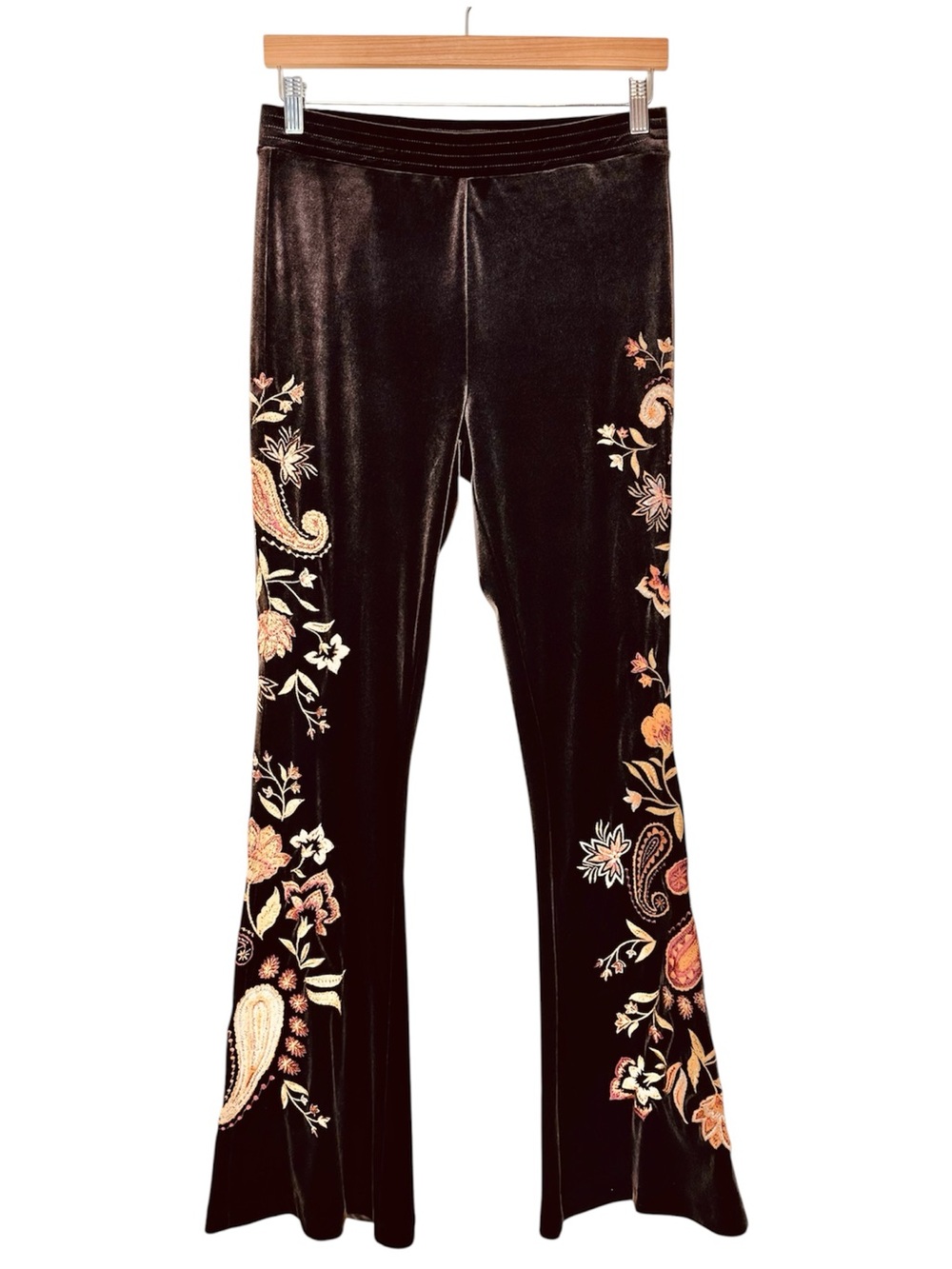 Free People x Driftwood Farrah Velvet Embroidered Flare Pants Large Brown Floral